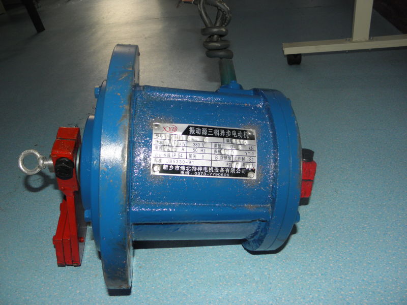 YZUL立式振動(dòng)電機(jī)