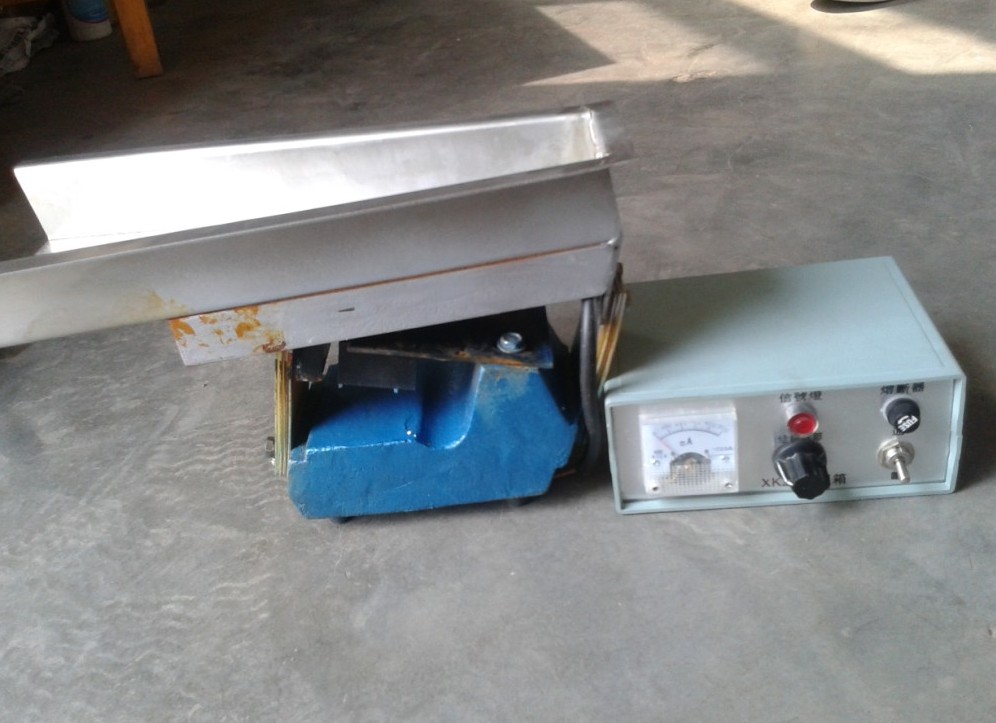 GZV1電磁振動給料機(jī)、給料機(jī)、微型振動給料機(jī)