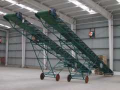 水泥砂石粉長距離皮帶輸送機(jī)給料機(jī)
