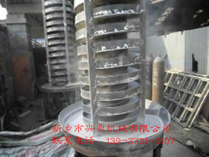 永濟振動垂直提升機生產(chǎn)廠家