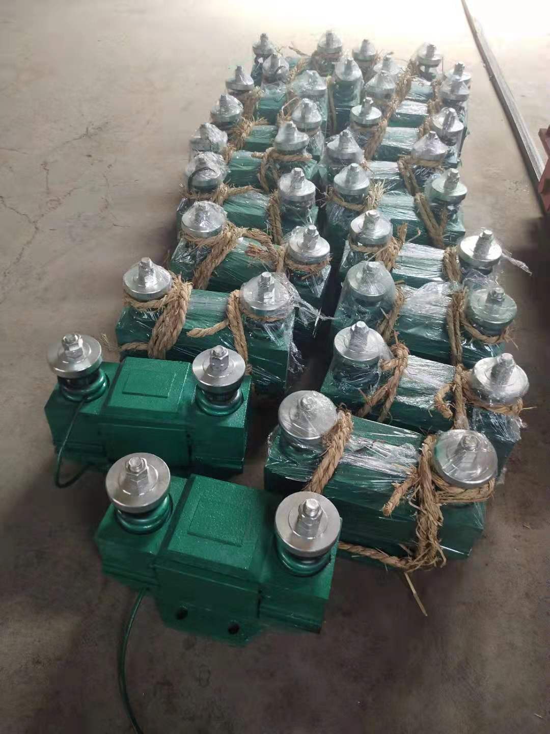 CZ電磁倉壁振動(dòng)器