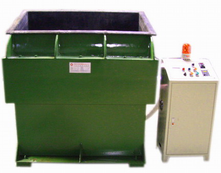 供應(yīng)高效率臥式振動(dòng)研磨機(jī)