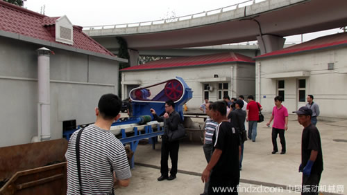 黑旋風(fēng)工程機(jī)械公司