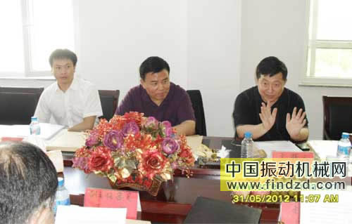 遼寧志遠(yuǎn)篩子王珍珠巖高效篩、高效組合鐵粉篩通過(guò)遼寧省新產(chǎn)品鑒定