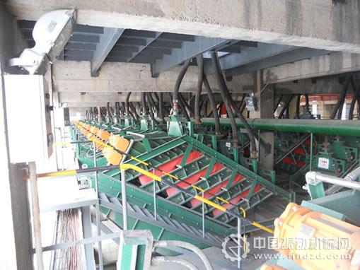 鑫鷹科技疊層高頻振動細篩在選礦廠應用現(xiàn)場