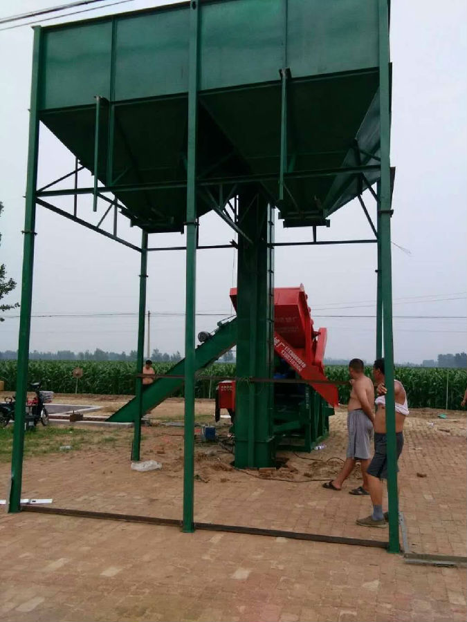 電動(dòng)玉米脫粒機(jī)廠家批發(fā).jpg